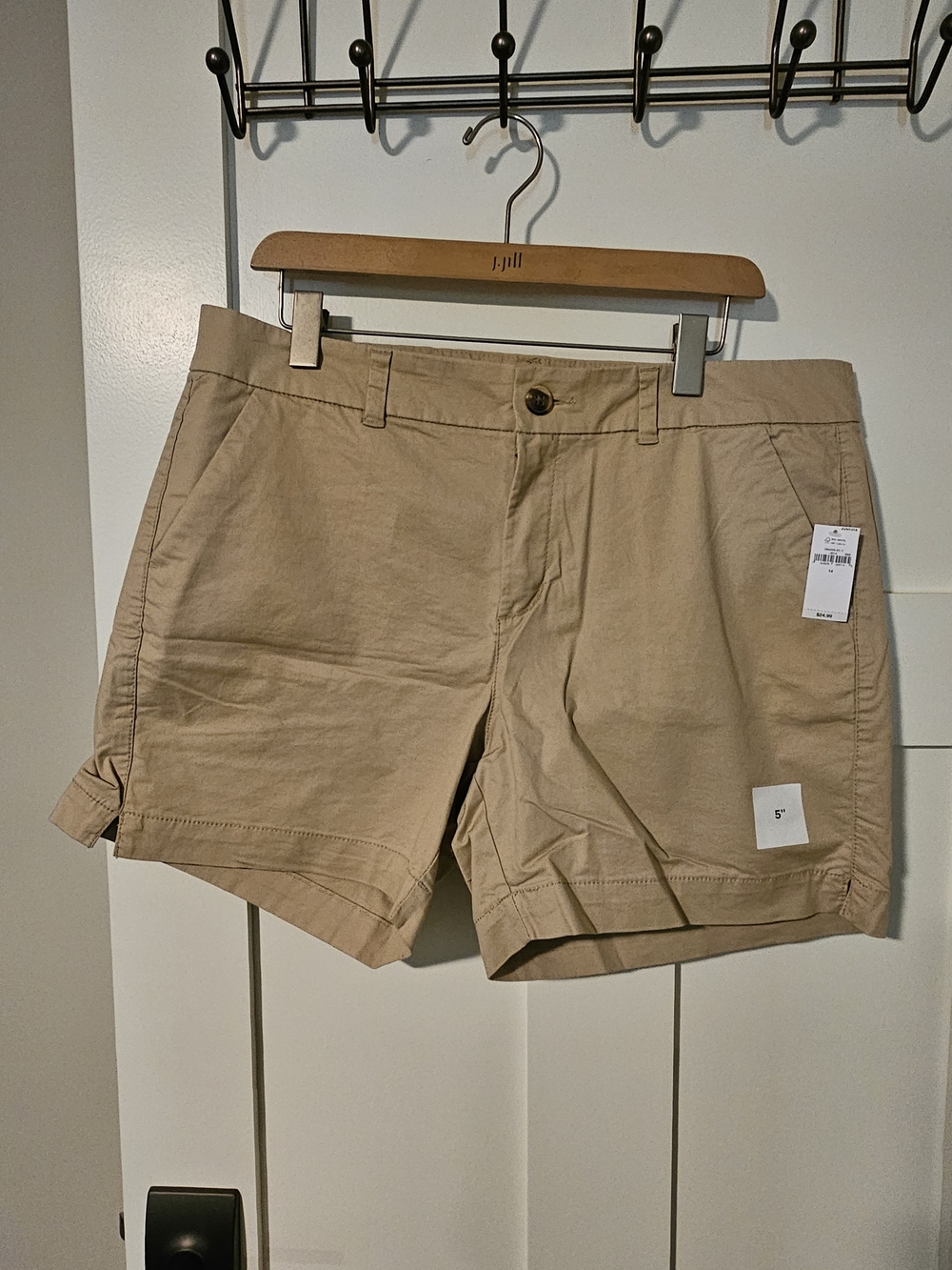 Old Navy Khaki Bermuda Shorts - Neutral Tan